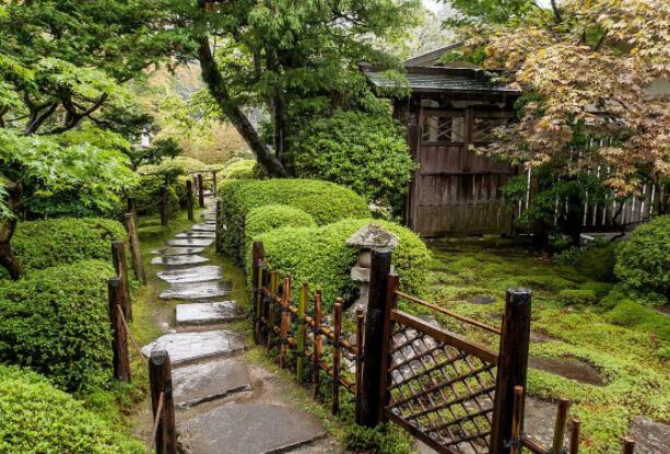天津私人別墅庭院施工中園路有何鋪裝藝術(shù)